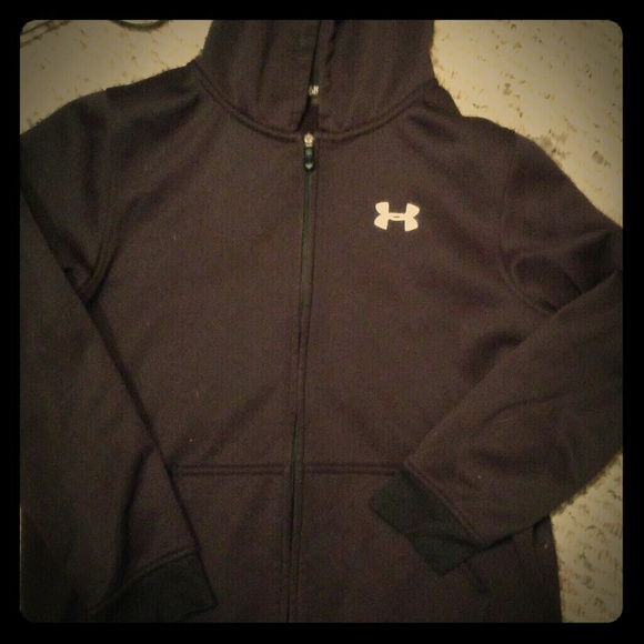 All size small - Picture 1 of 5
